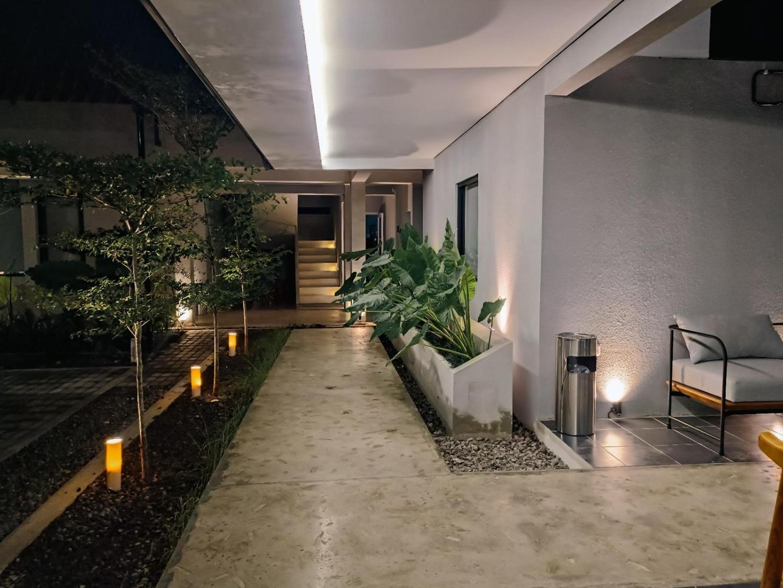 Fx Stay & Coffee Yogyakarta Exterior photo