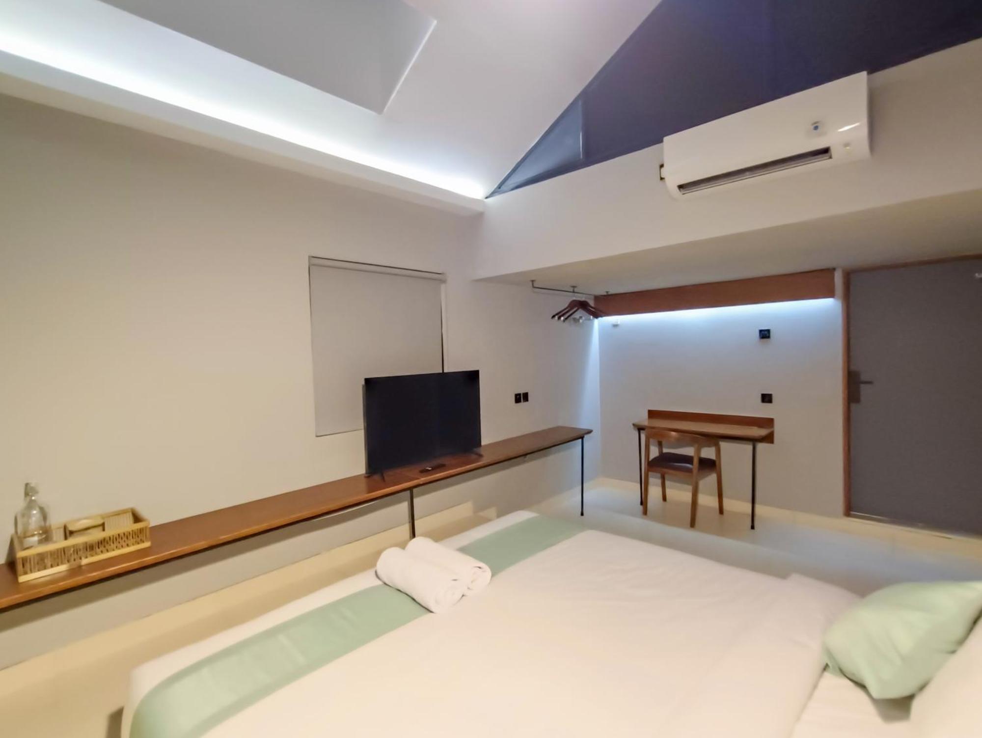 Fx Stay & Coffee Yogyakarta Exterior photo