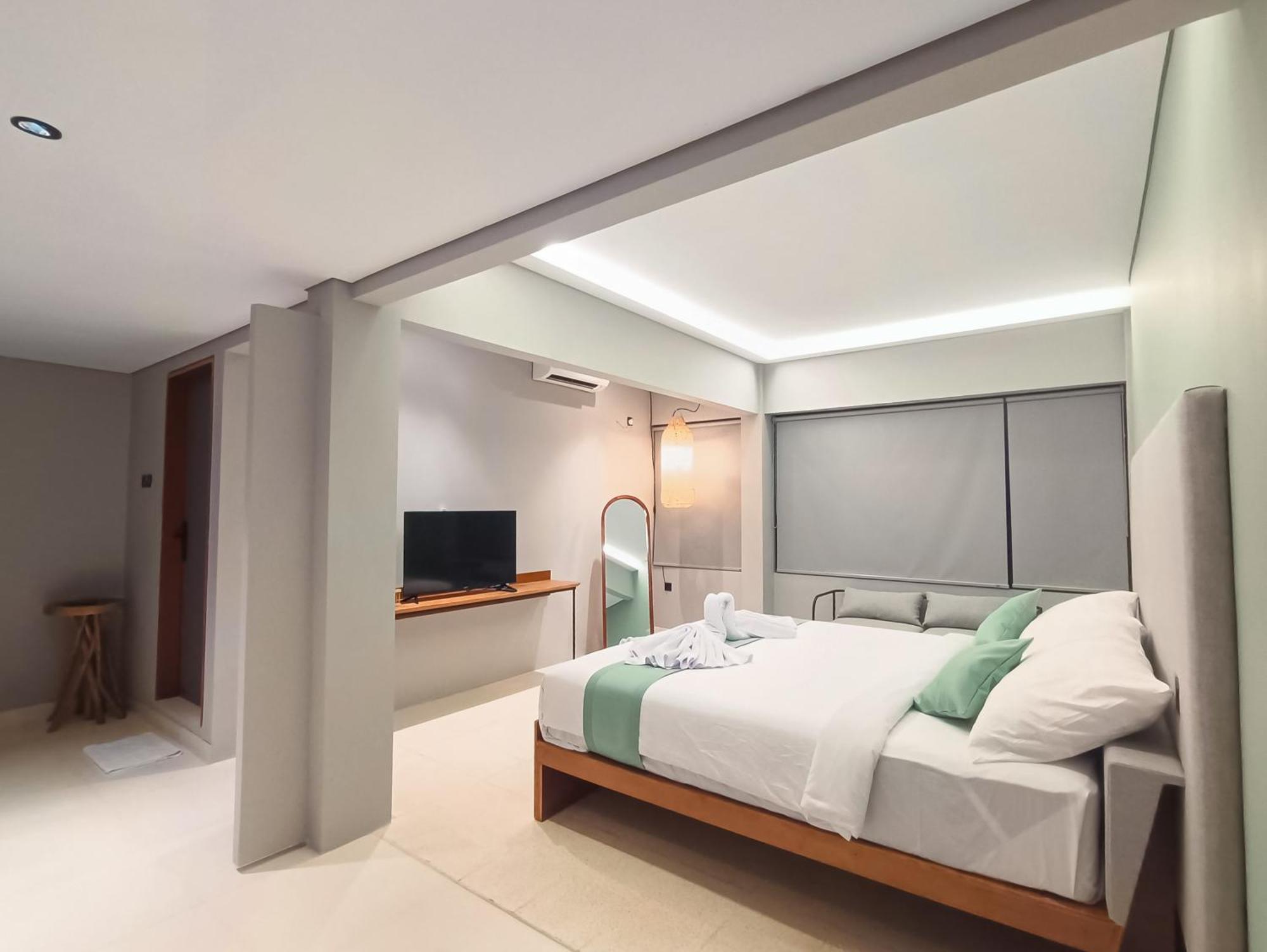 Fx Stay & Coffee Yogyakarta Exterior photo