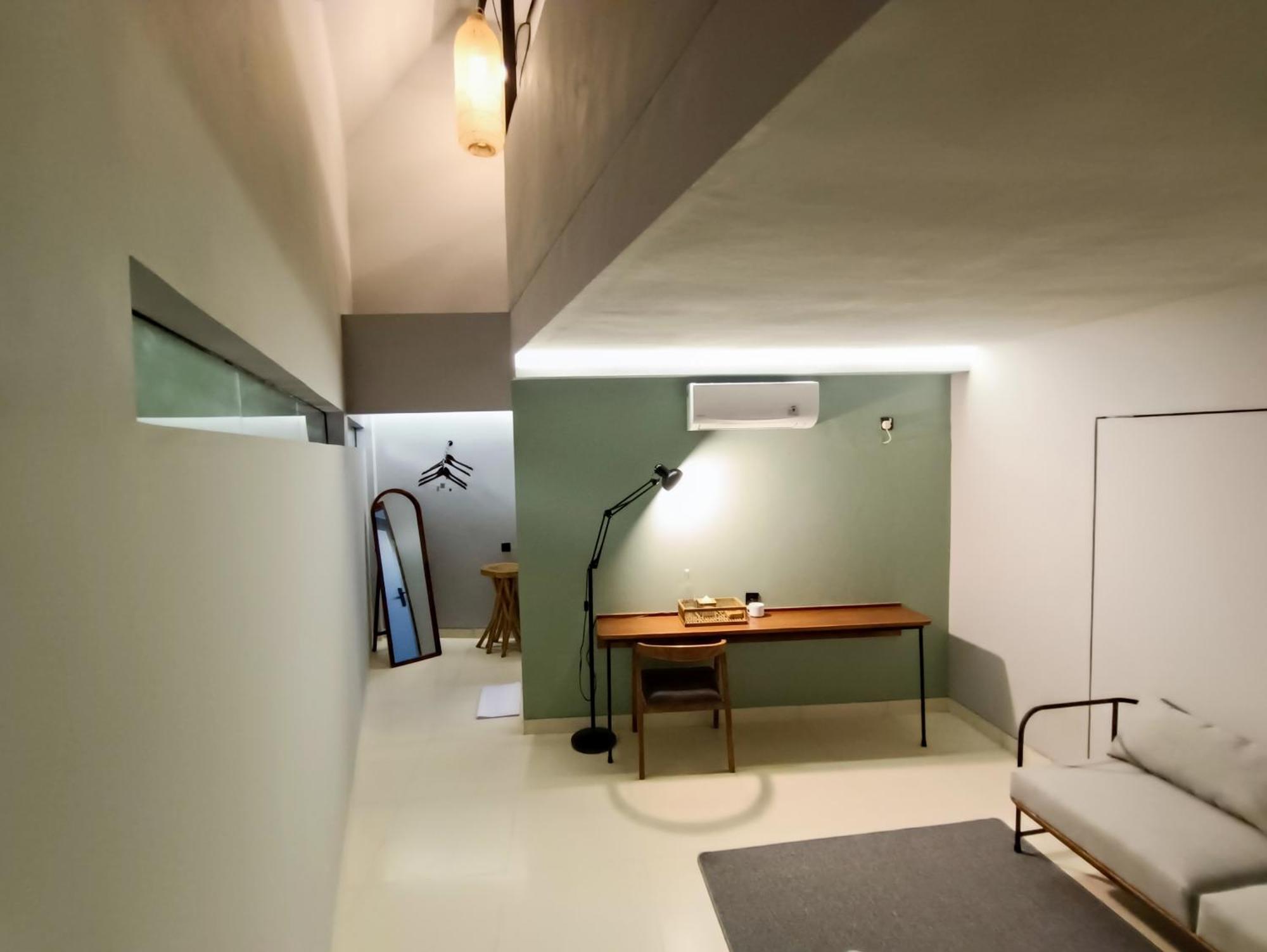 Fx Stay & Coffee Yogyakarta Exterior photo