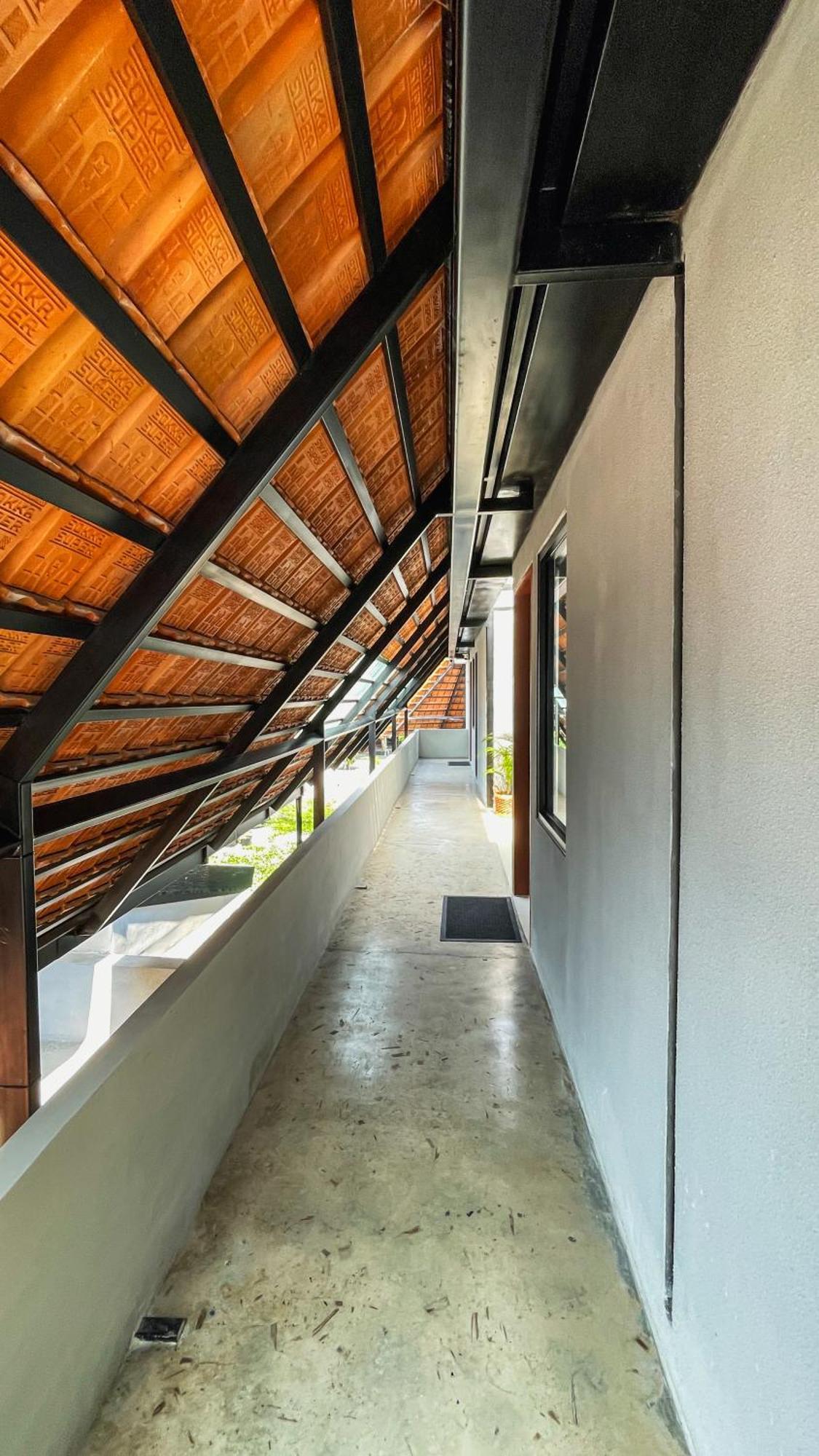 Fx Stay & Coffee Yogyakarta Exterior photo